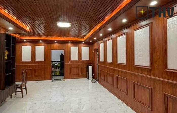 giá thi công tường nhựa nano 1
